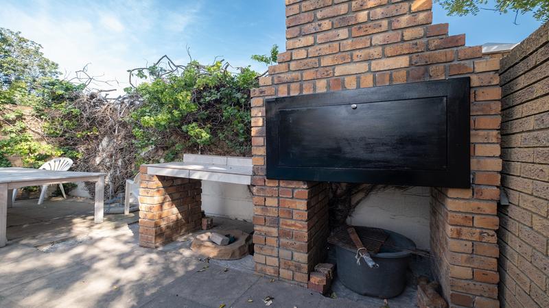 6 Bedroom Property for Sale in Parow North Western Cape